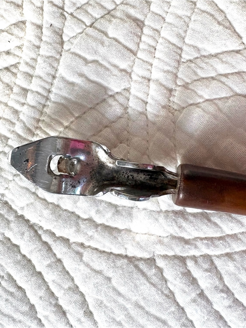 Vintage Brown Handle Can Opener with Polished Metal Head - Picture 4 of 6